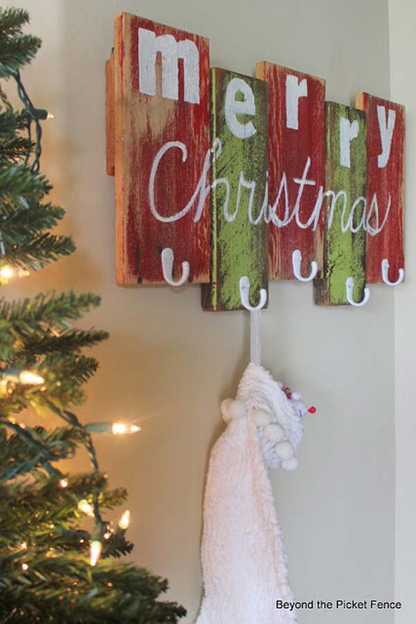 Christmas-Decor-with-Wood-WooHome-12