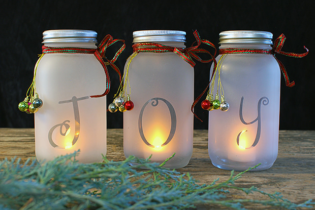 DIY Mason Jar Holiday Luminaria