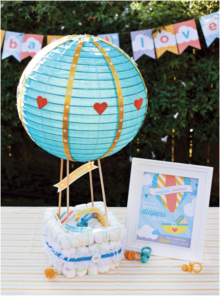 HOT-AIR-BALLOON-DIAPER-CAKE