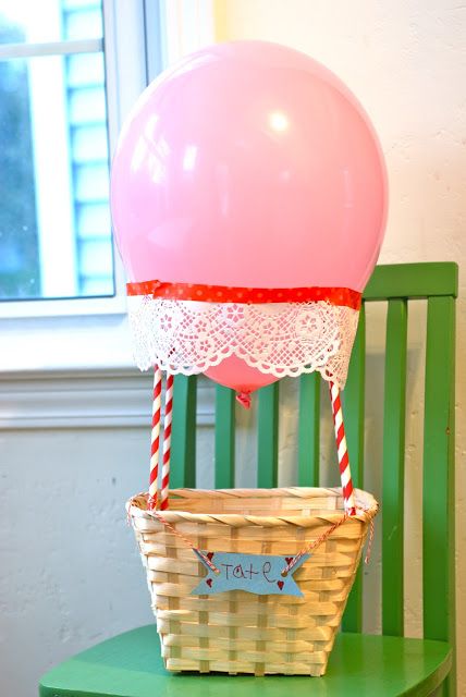 hot-air-balloon-valentine-box
