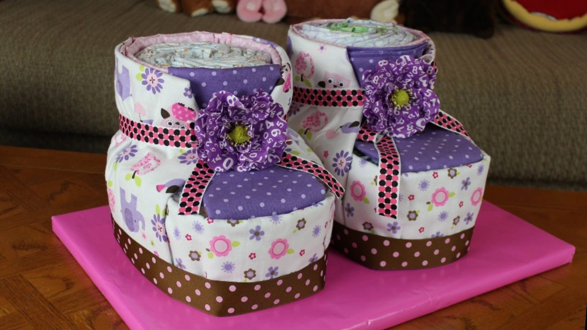 diaper-cake-booties