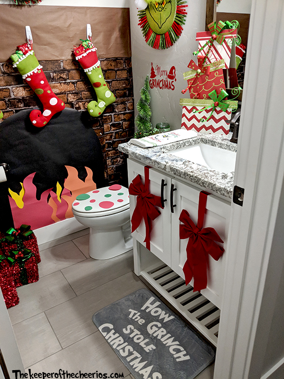 Grinch Bathroom Ideas - The Keeper of the Cheerios