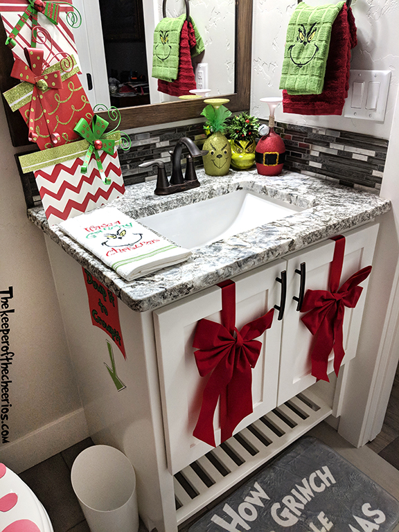 Grinch Bathroom Ideas - The Keeper of the Cheerios