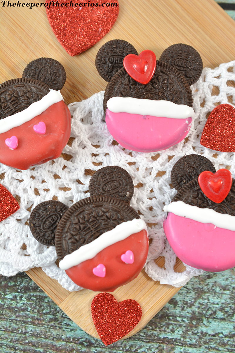 Rosa sin cable Monótono Mickey and Minnie Valentine's Cookies - The Keeper of the Cheerios