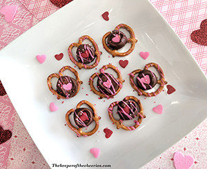 rolo pretzel hearts smm