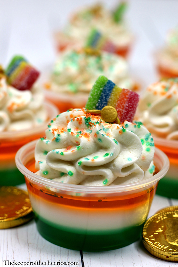 St. Patrick's Day Jello Shots - The Keeper of the Cheerios