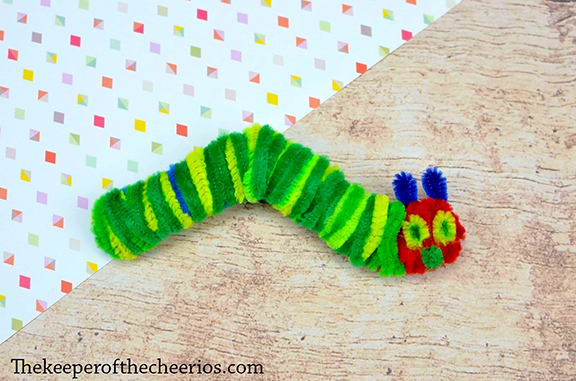 hungry-caterpillar-craft-sticks-4