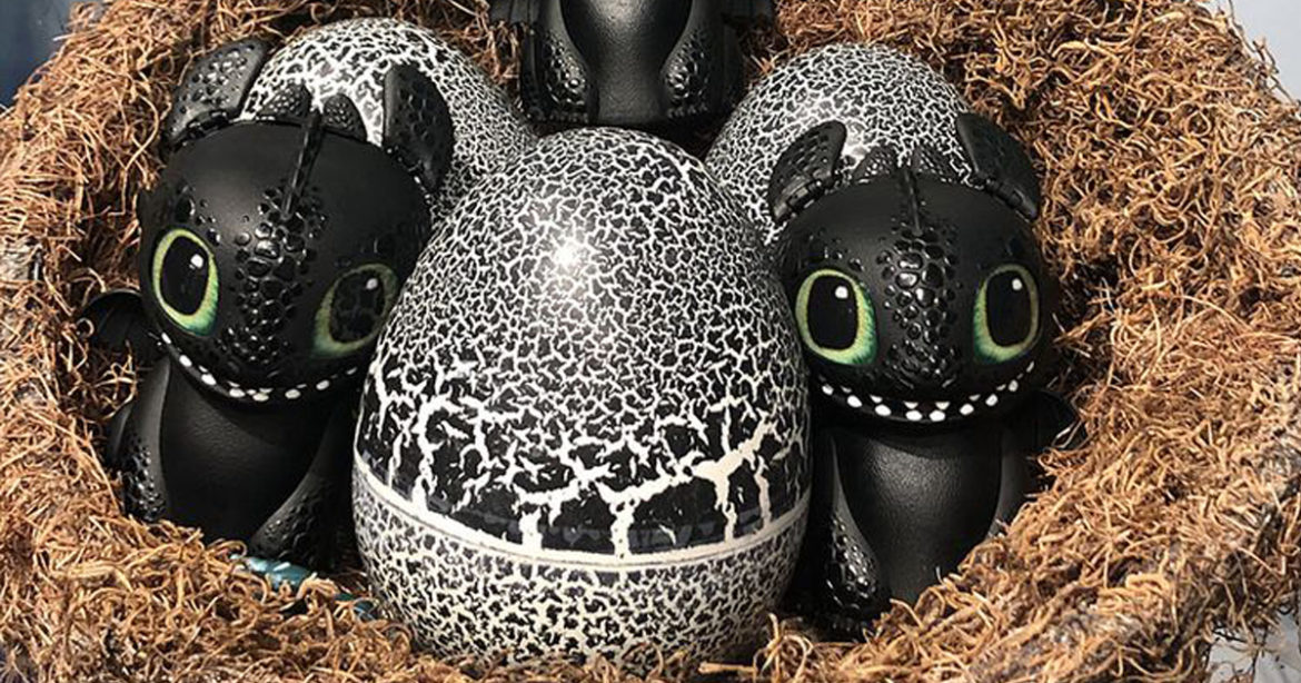 Hatchimal Toothless 'How To Train Your Dragon' The