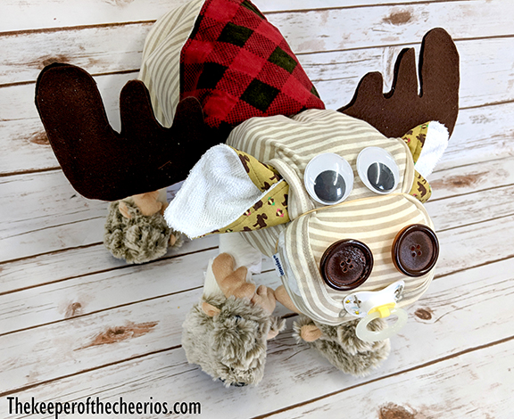 moose-diaper-cake-11