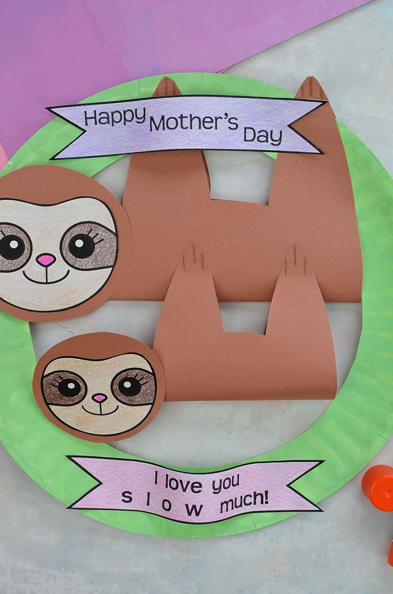 mothers-day-sloth-wreath-14