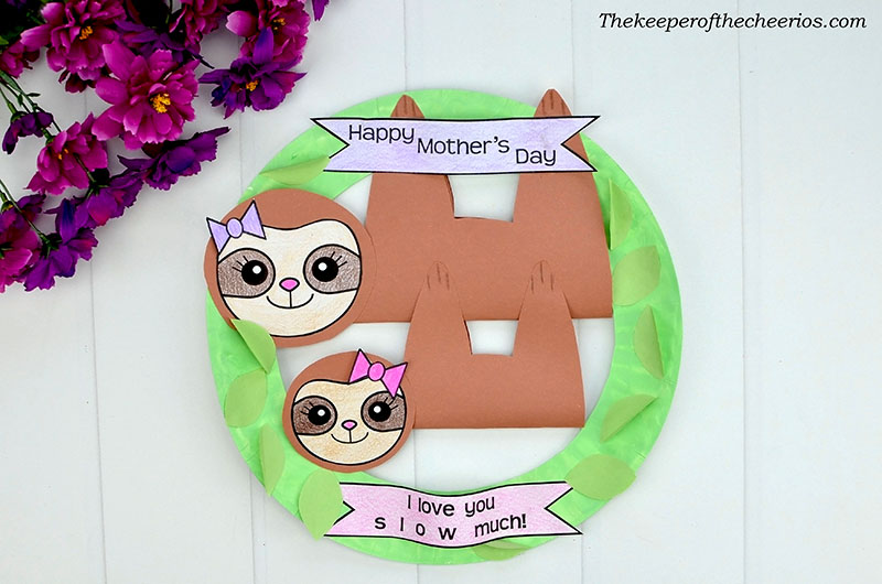 mothers-day-sloth-wreath-17