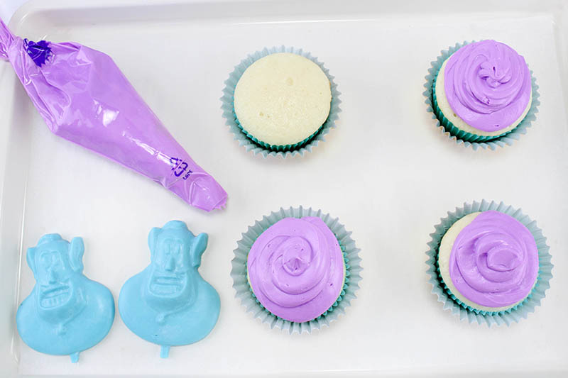 aladdin-genie-cupcakes-3