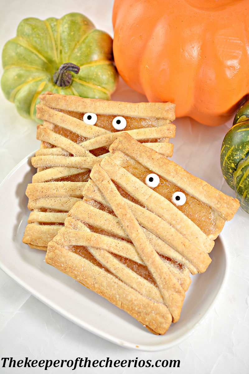 mummy-fruit-pastries-10