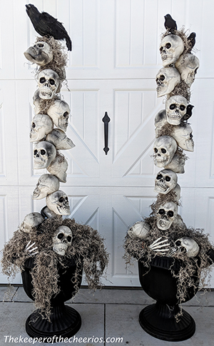 skull-entry-way-pots-smm