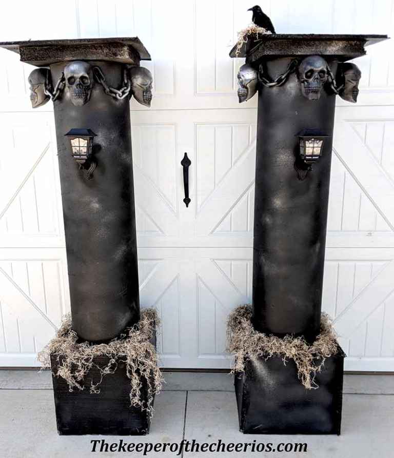 Spooky Halloween Pillars The Keeper of the Cheerios