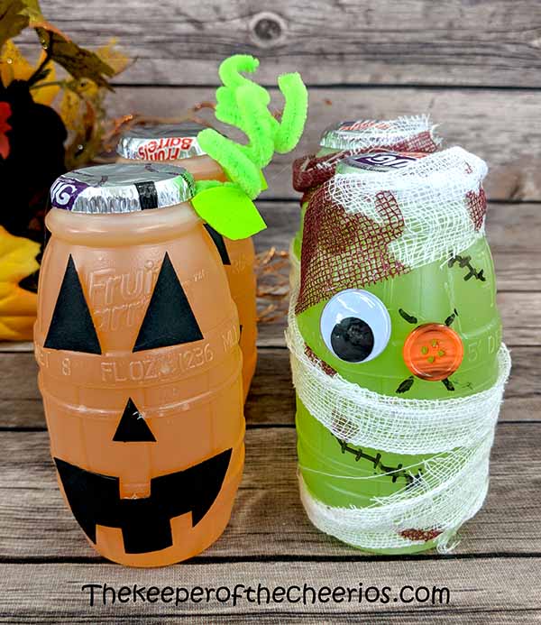 Halloween Juice Bottles - The Keeper of the Cheerios