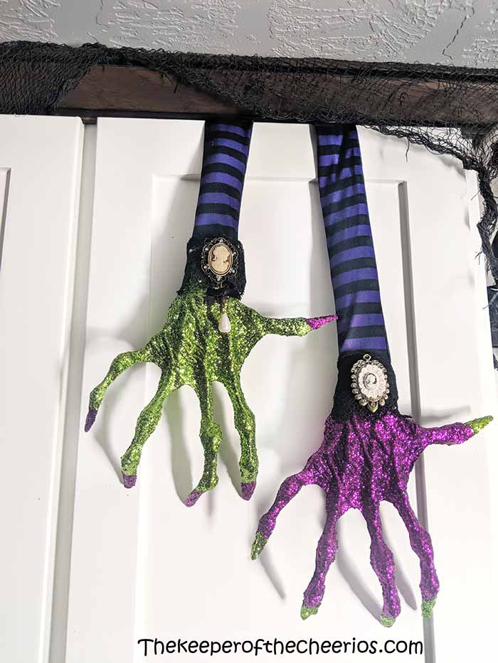 hanging-witch-hands-5