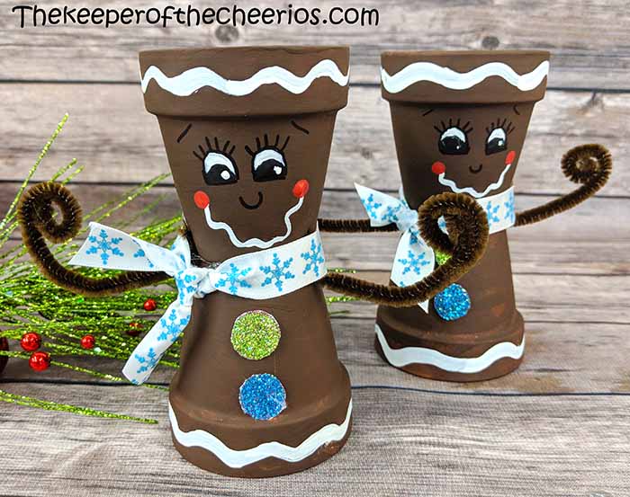 mini-clay-pot-gingerbread-man-2