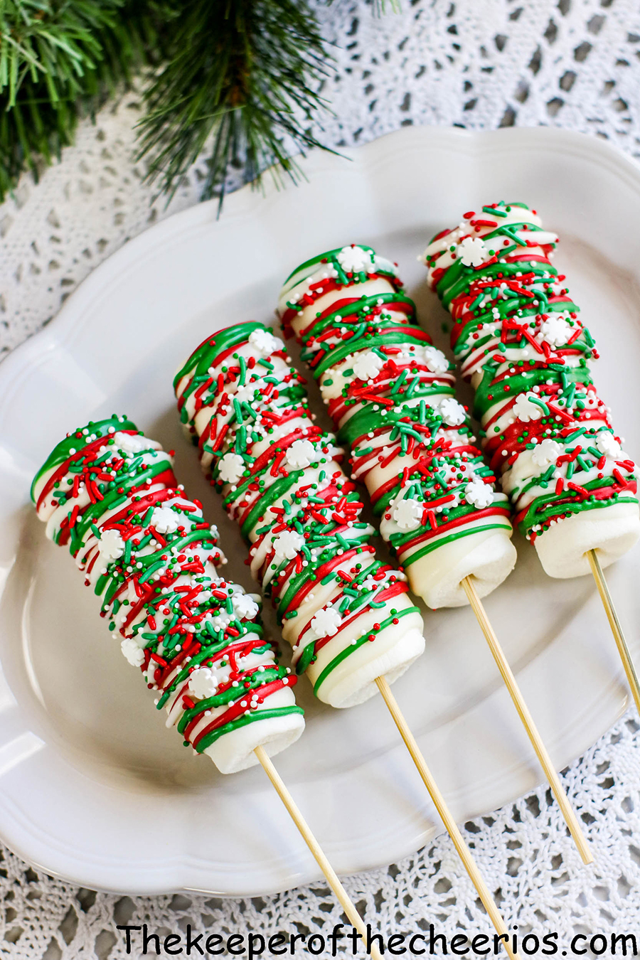 Christmas-Marshmallow-Pops-4