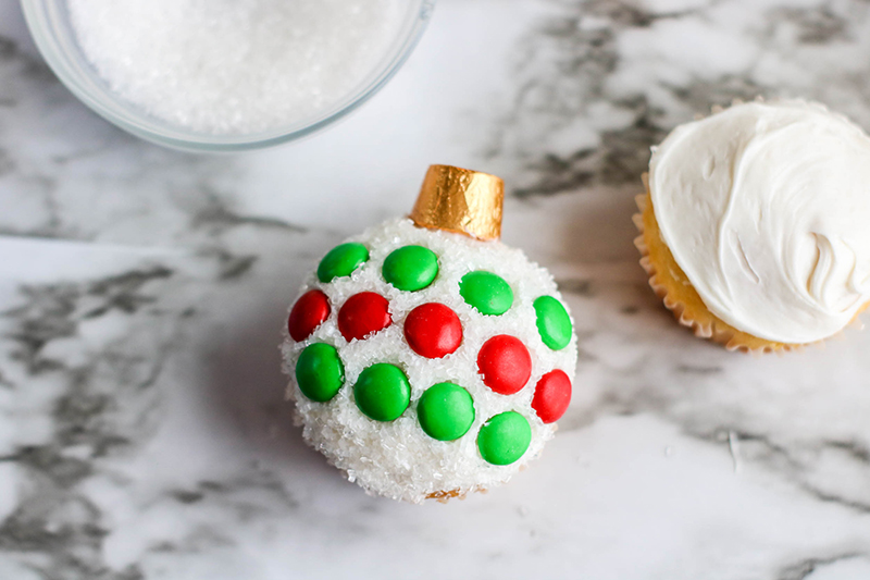 Cupcake-ornaments-3