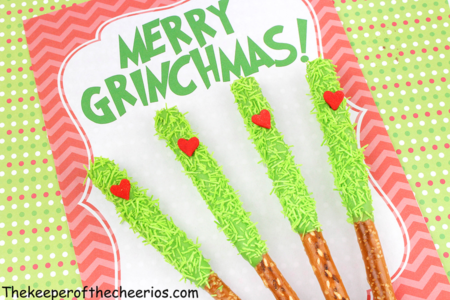 Grinch-pretzel-sticks-4