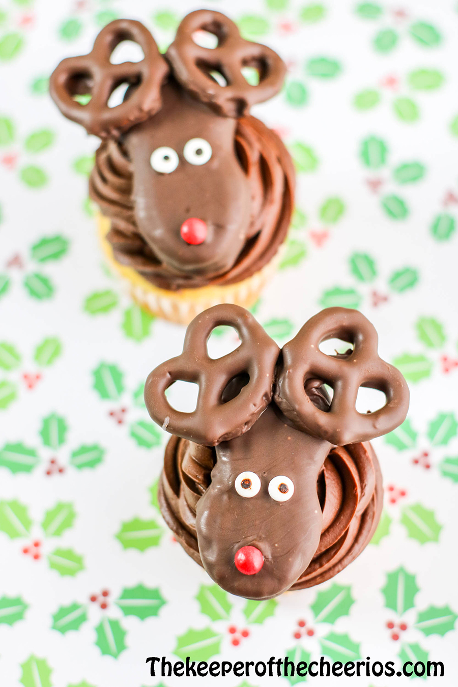 Reindeer-Cupcakes-7