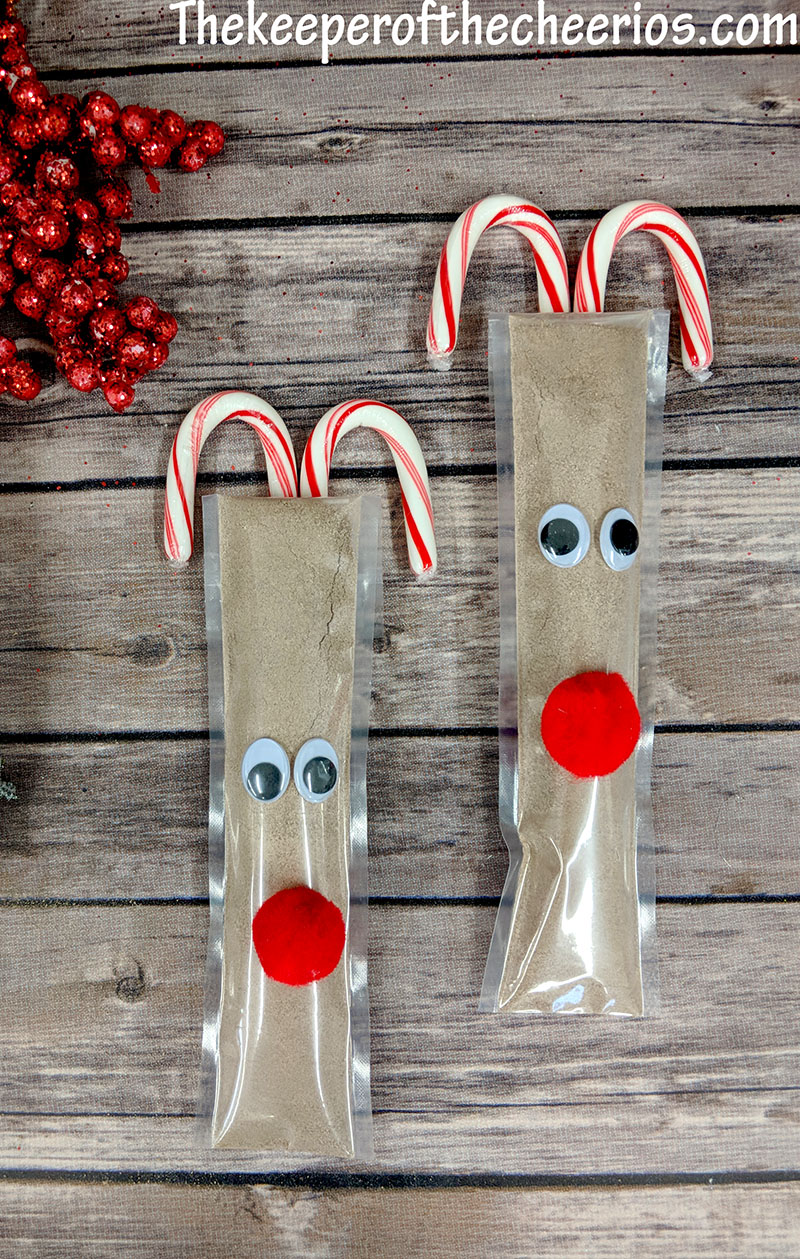 Candy Cane Hot Cocoa Pops