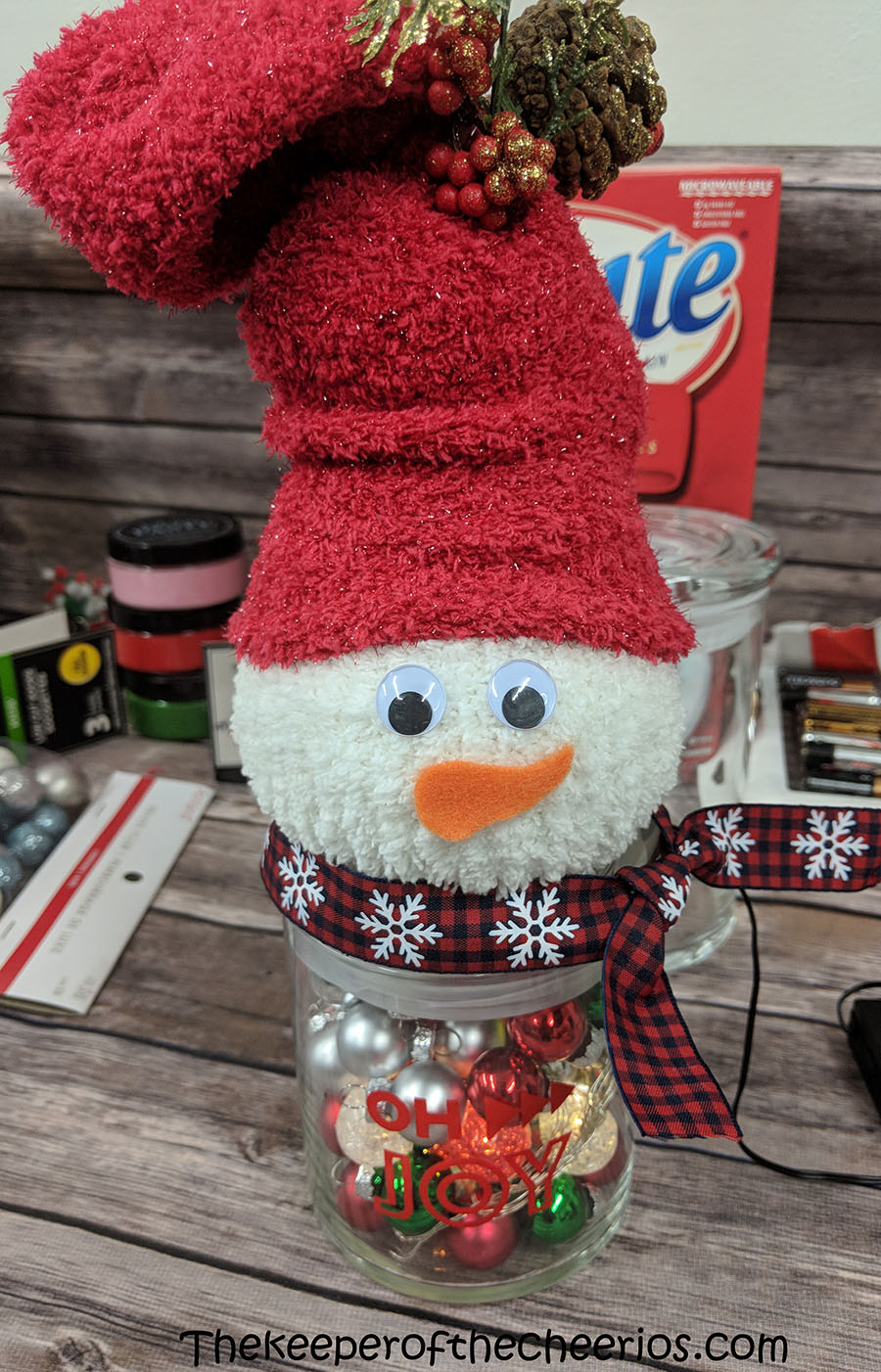 lighted-jar-sock-snowman-8