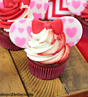 minnie-mouse-vday-cupcakes-smm