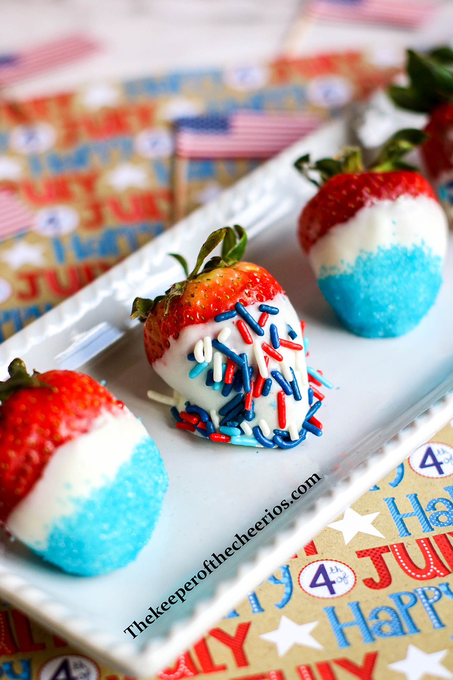 Patriotic-Dipped-Strawberries-final-4