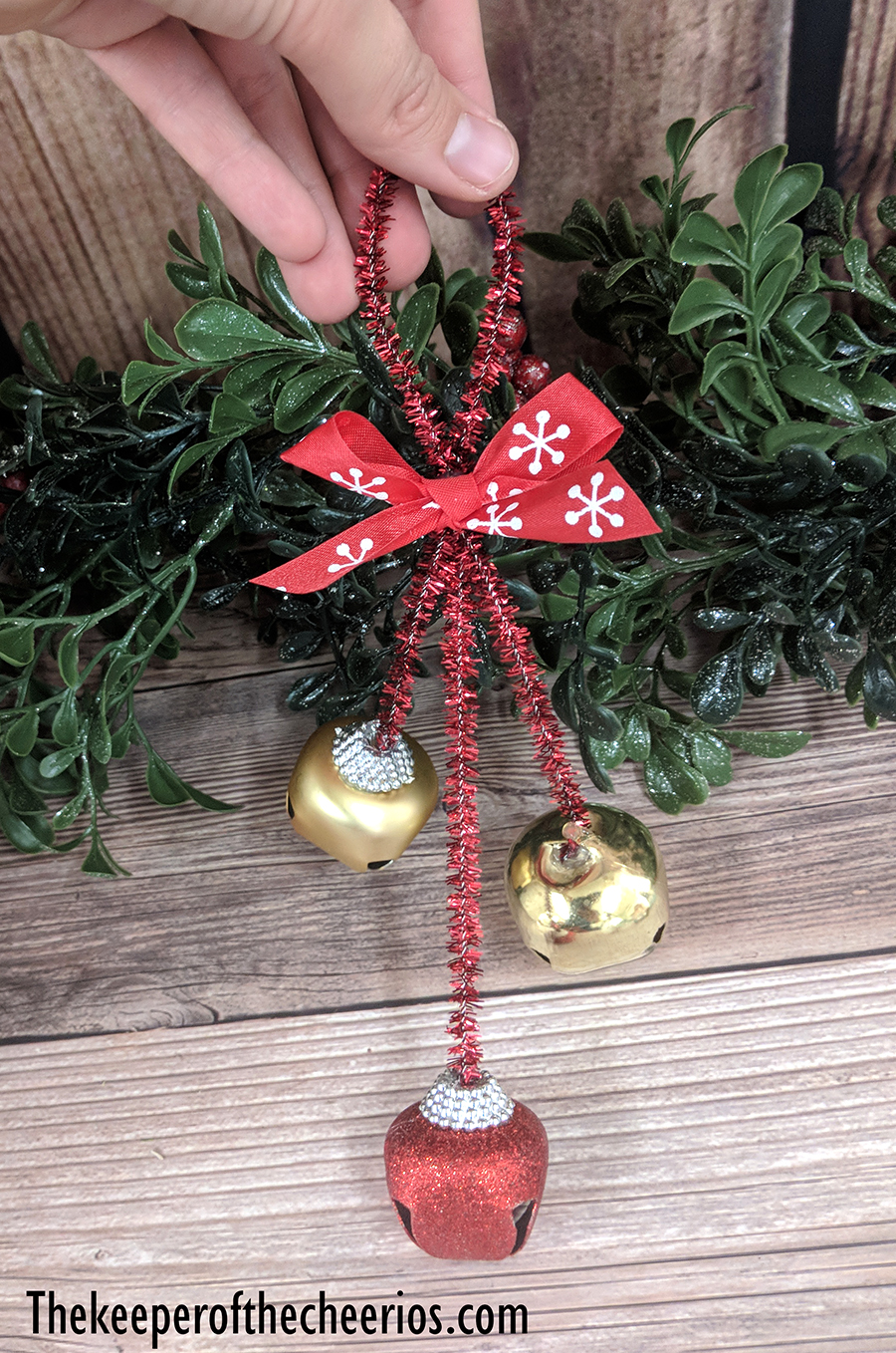 Christmas-bells-ornament-2