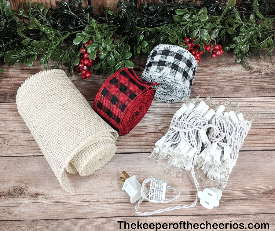 buffalo-plaid-light-up-garland-3