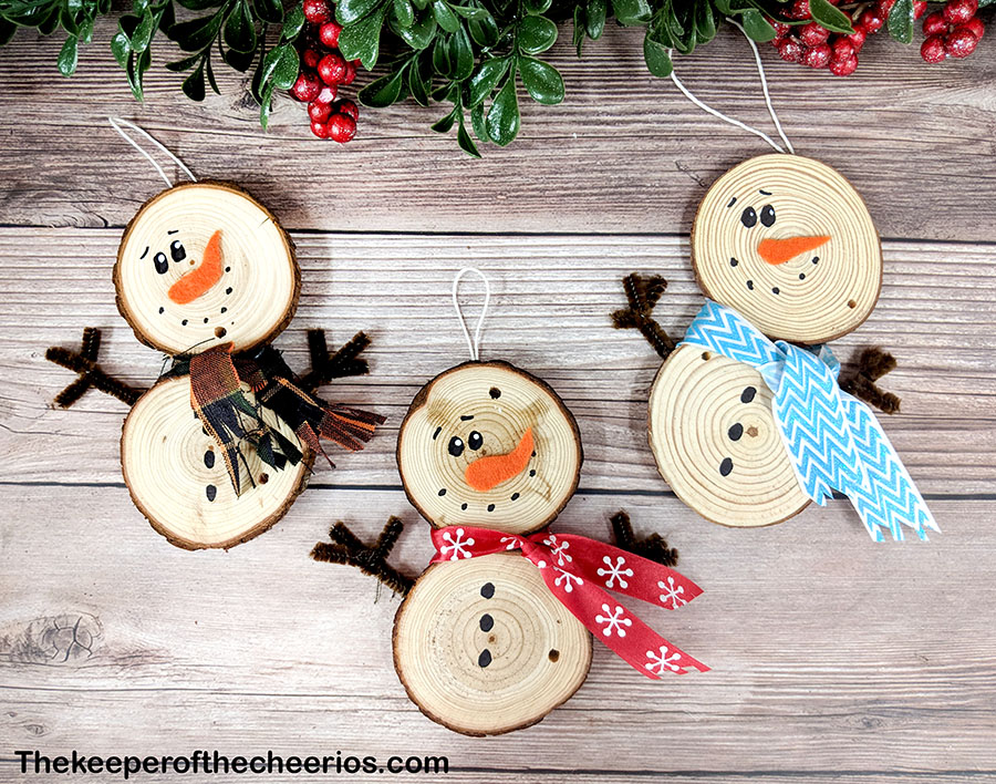 wood-slice-snowmen-6