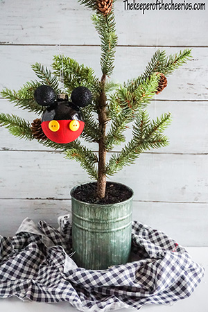 Mickey-ornament-smm