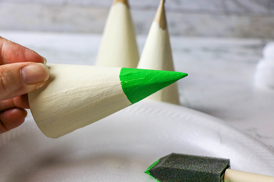 Elf-Cardboard-Cones-xmas-3