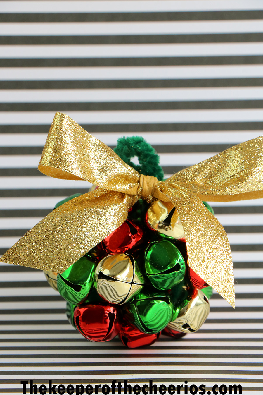 Jingle-Bells-Ball-Ornaments-10