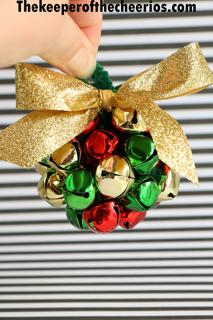 Jingle-Bells-Ball-Ornaments-12