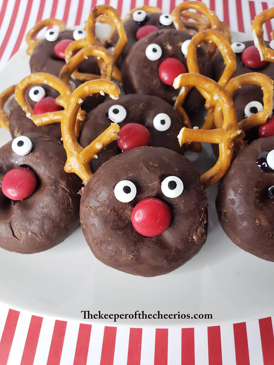 rudolph-donuts-1