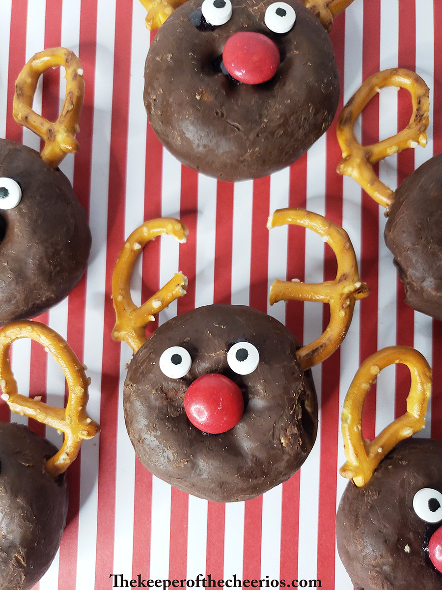 rudolph-donuts-3