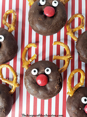 rudolph-donuts-smm