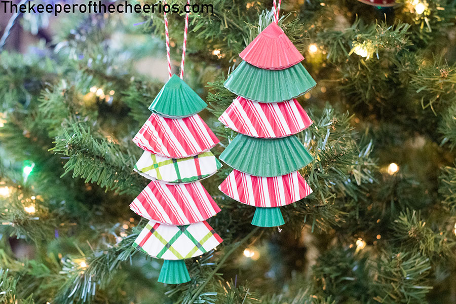 christmas-tree-cupcake-liner-ornament-4