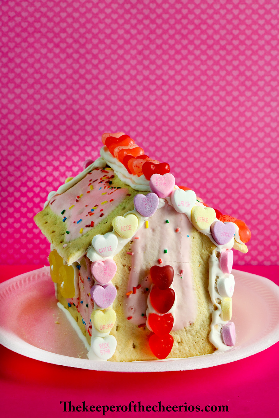 Valentines-Day-Pop-Tart-Houses-9