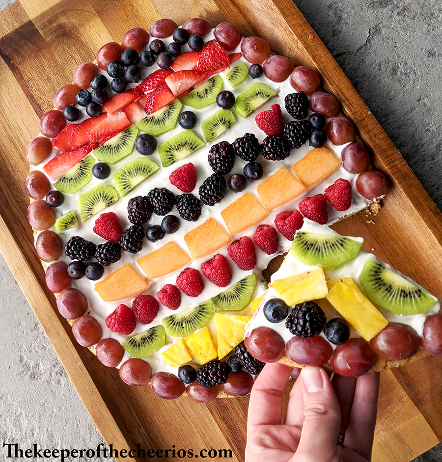 easter-egg-fruit-pizza-7