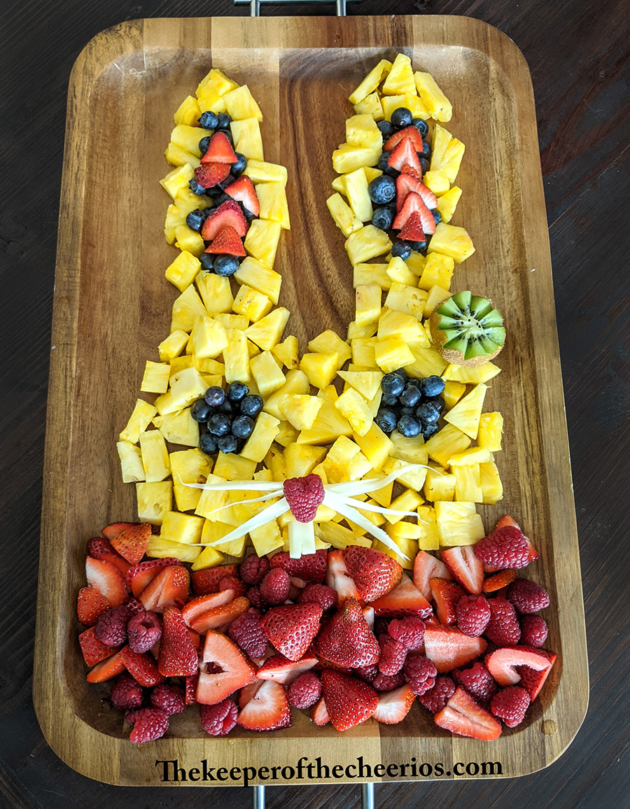 easter-fruit-tray-bunny-2