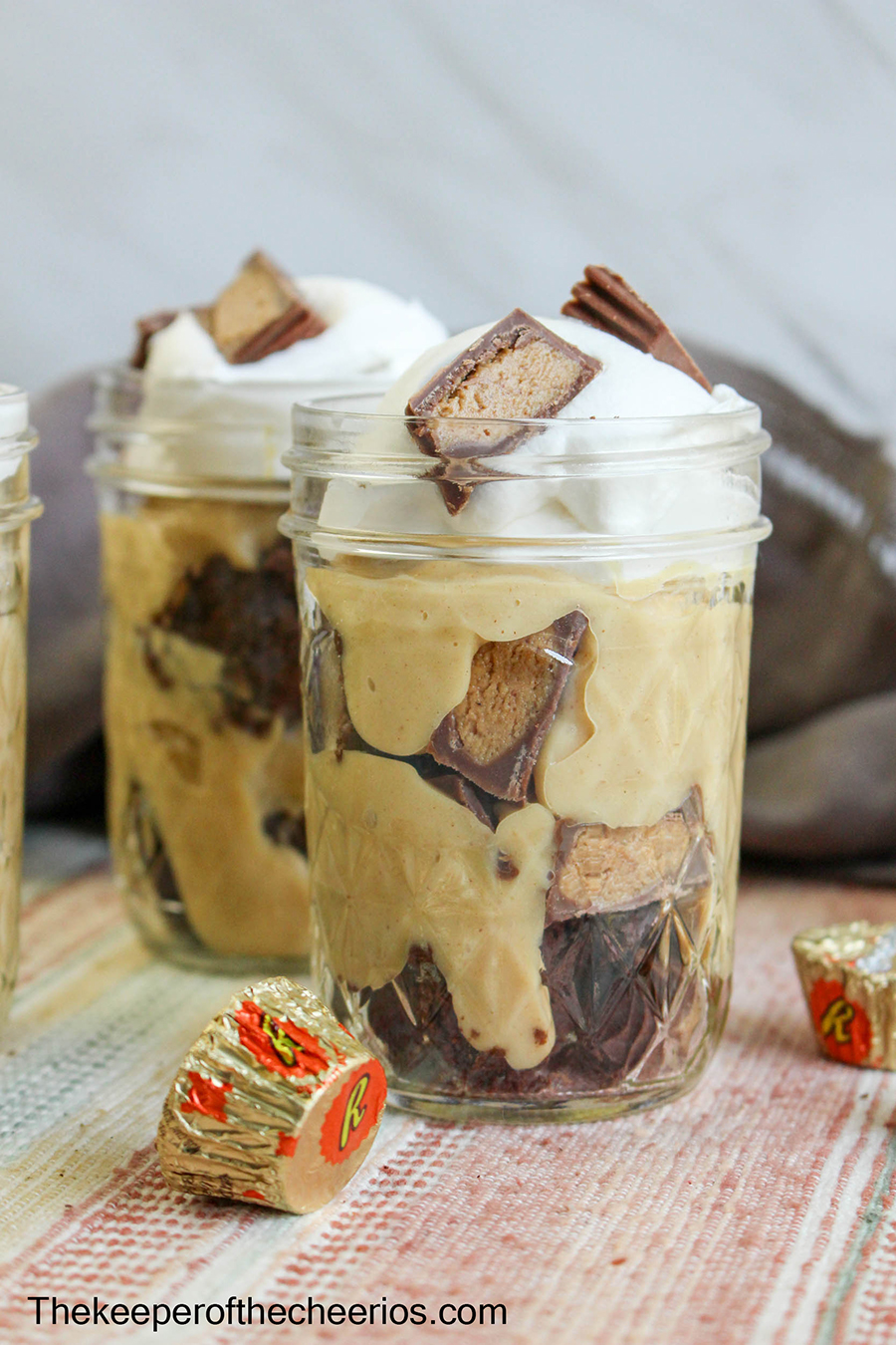 Reeses-Brownie-Parfait-jar-6