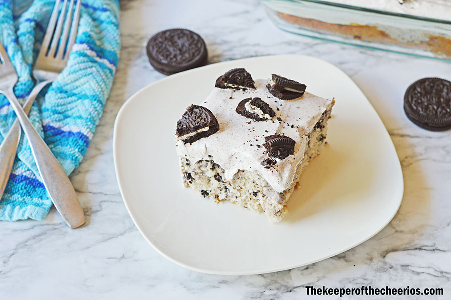 cookies-and-cream-poke-cake-10