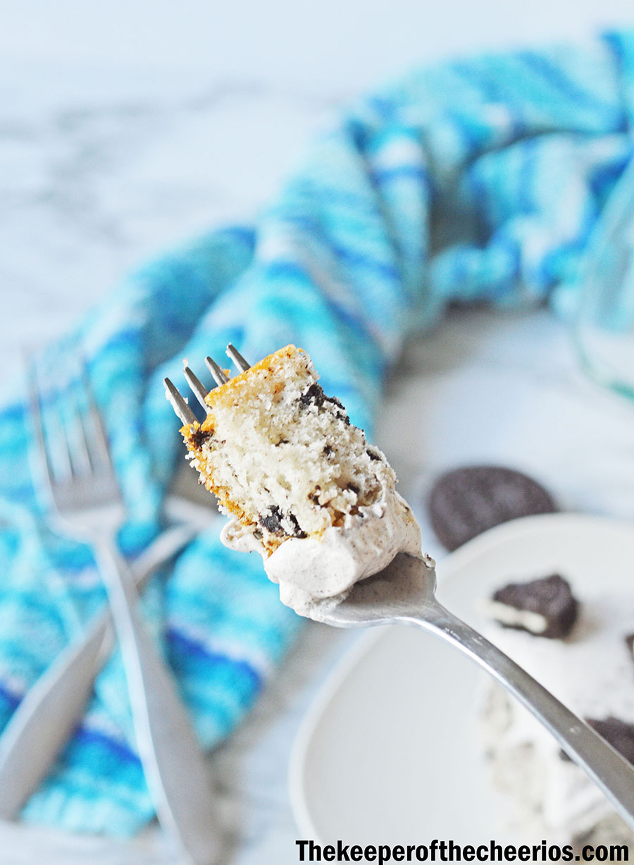 cookies-and-cream-poke-cake-6