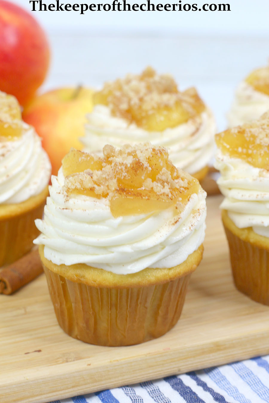 apple-pie-cupcakes-2