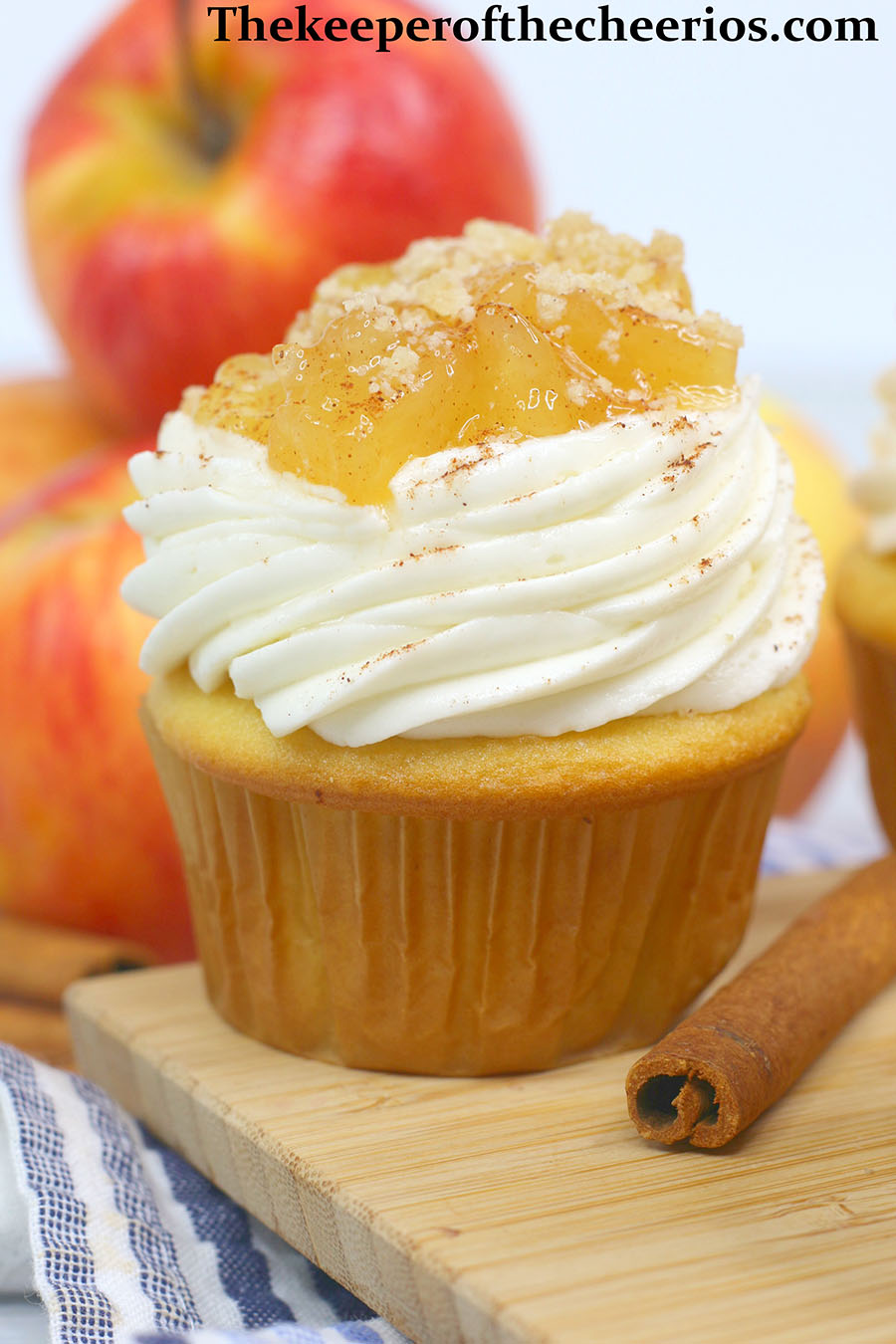 apple-pie-cupcakes-3