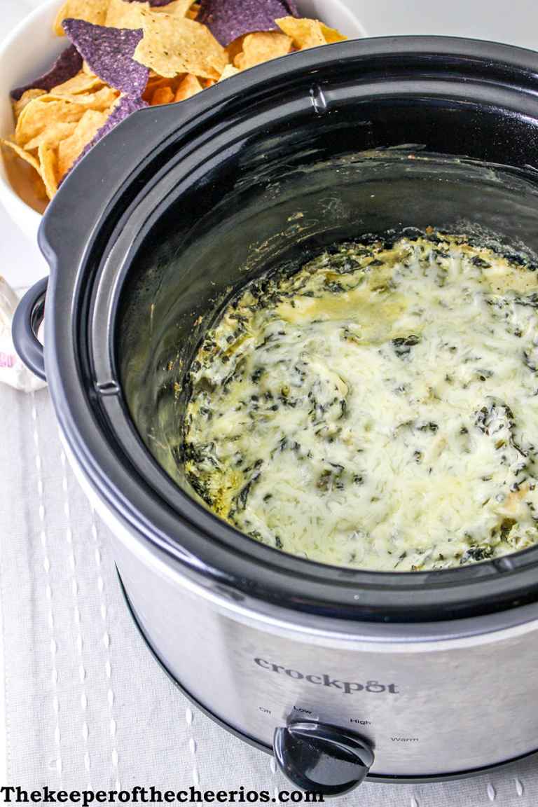 Slow Cooker Spinach and Artichoke Dip - The Keeper of the Cheerios